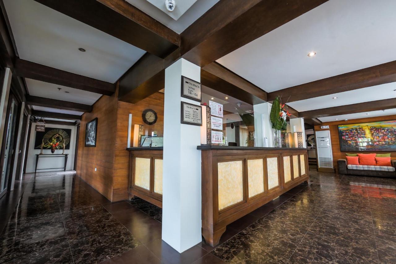 Rosvenil Hotel Tacloban Esterno foto