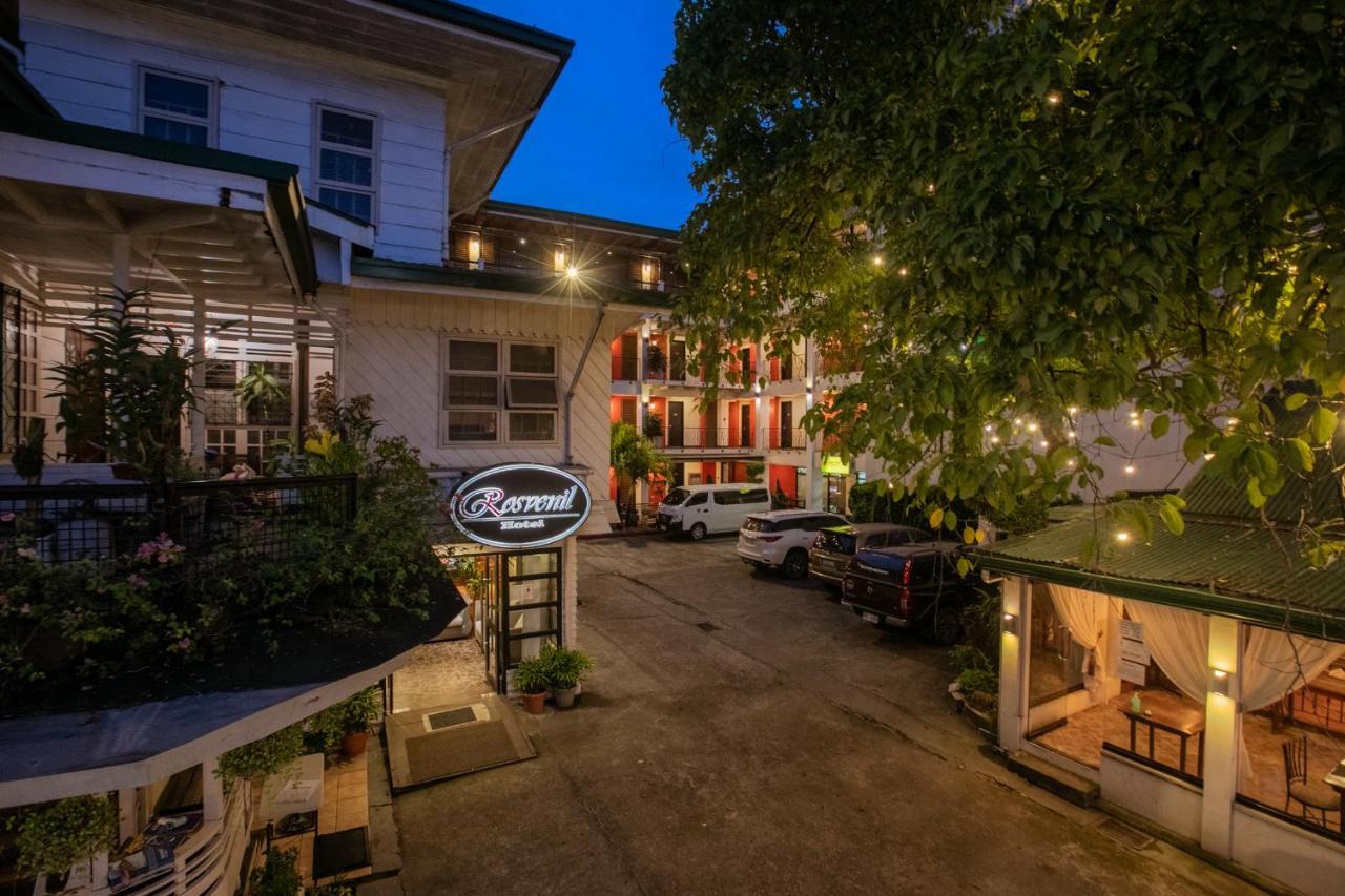 Rosvenil Hotel Tacloban Esterno foto