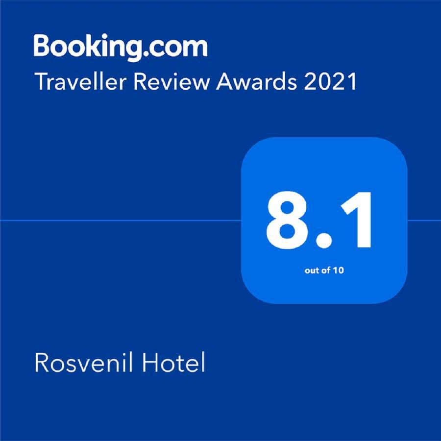 Rosvenil Hotel Tacloban Esterno foto